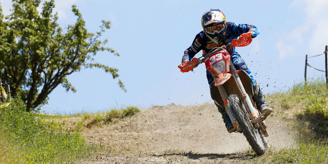 Taylor Robert Closes Out World Enduro Series With The Overall Win Featured Image