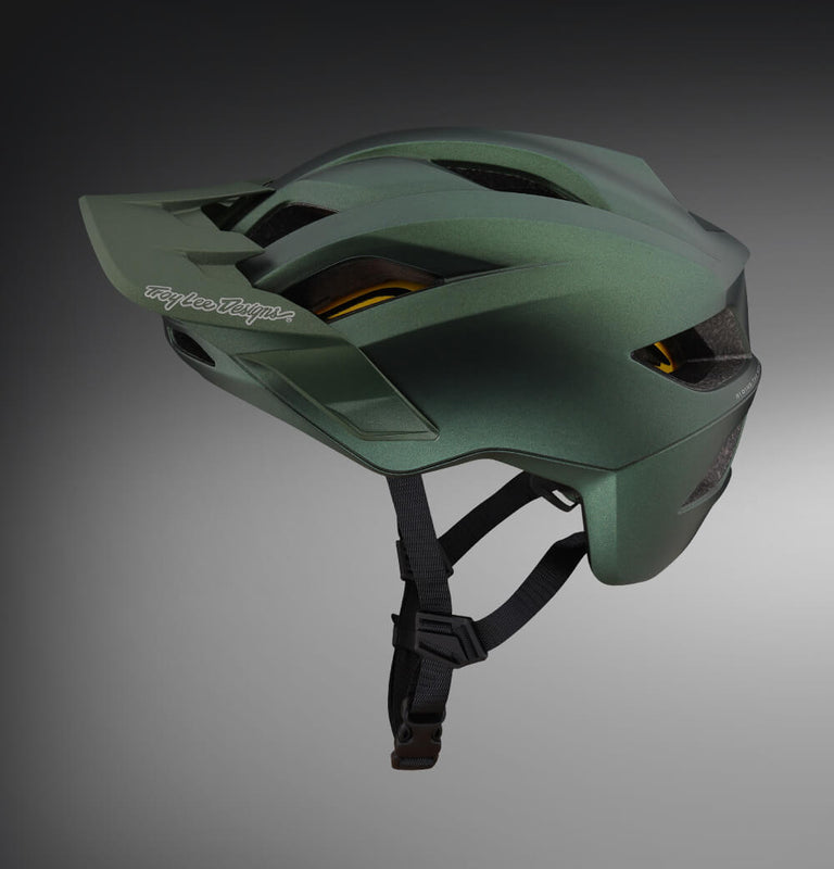 Flowline helmet image