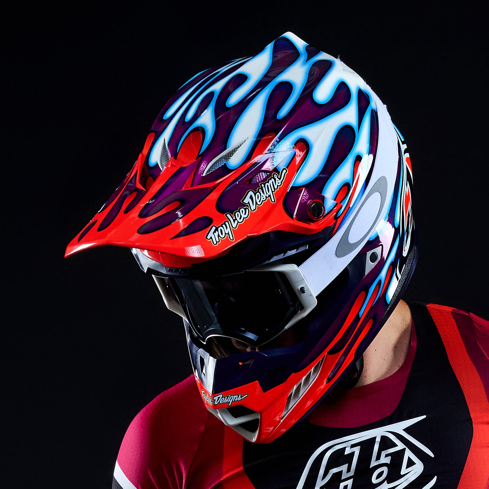 SHOEI Troy Lee Designs フルフェイスヘルメット SHOEI Troy Lee Designs 【公式通販】
