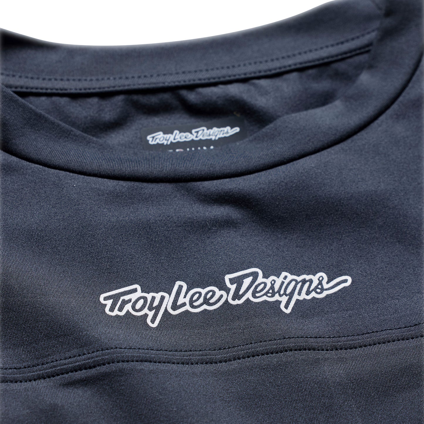 Ruckus Ride 3/4 Tee Mono Carbon