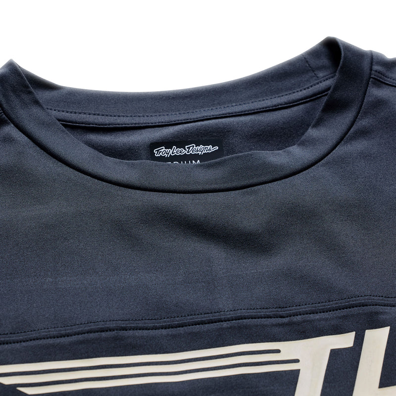 Ruckus Ride 3/4 Tee Wings Carbon