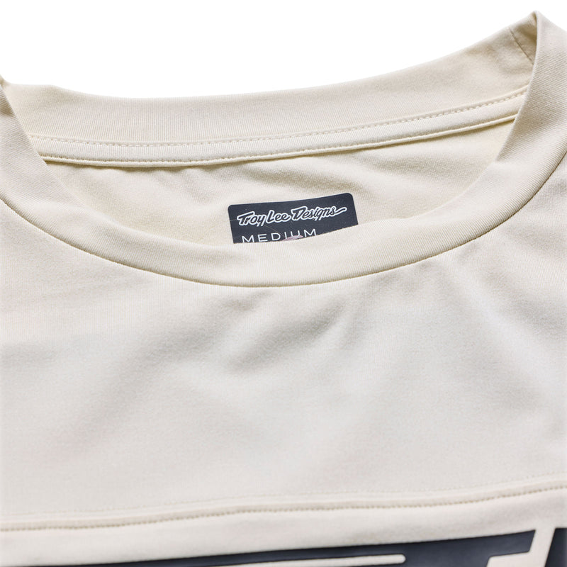 Ruckus Ride 3/4 Tee Wings Pumice