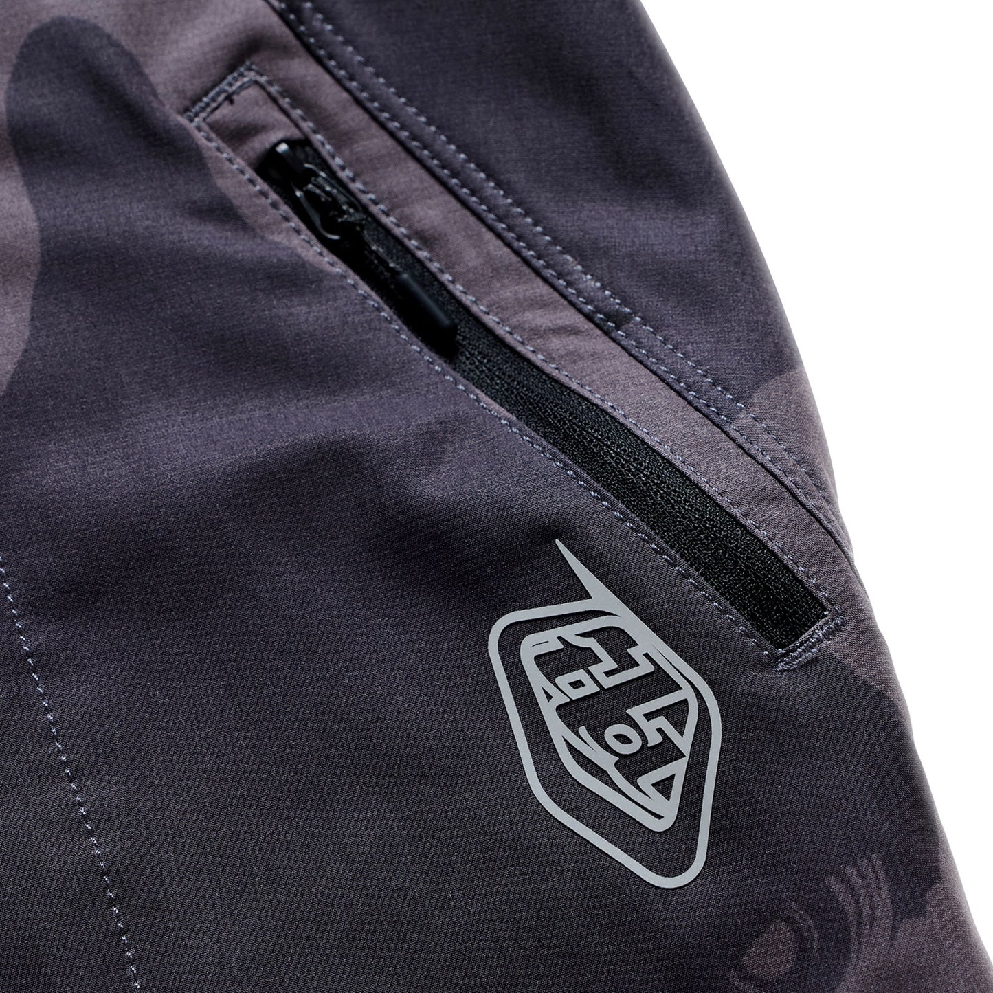 Skyline Pro Short X BN3TH Liner Flow Camo Carbon