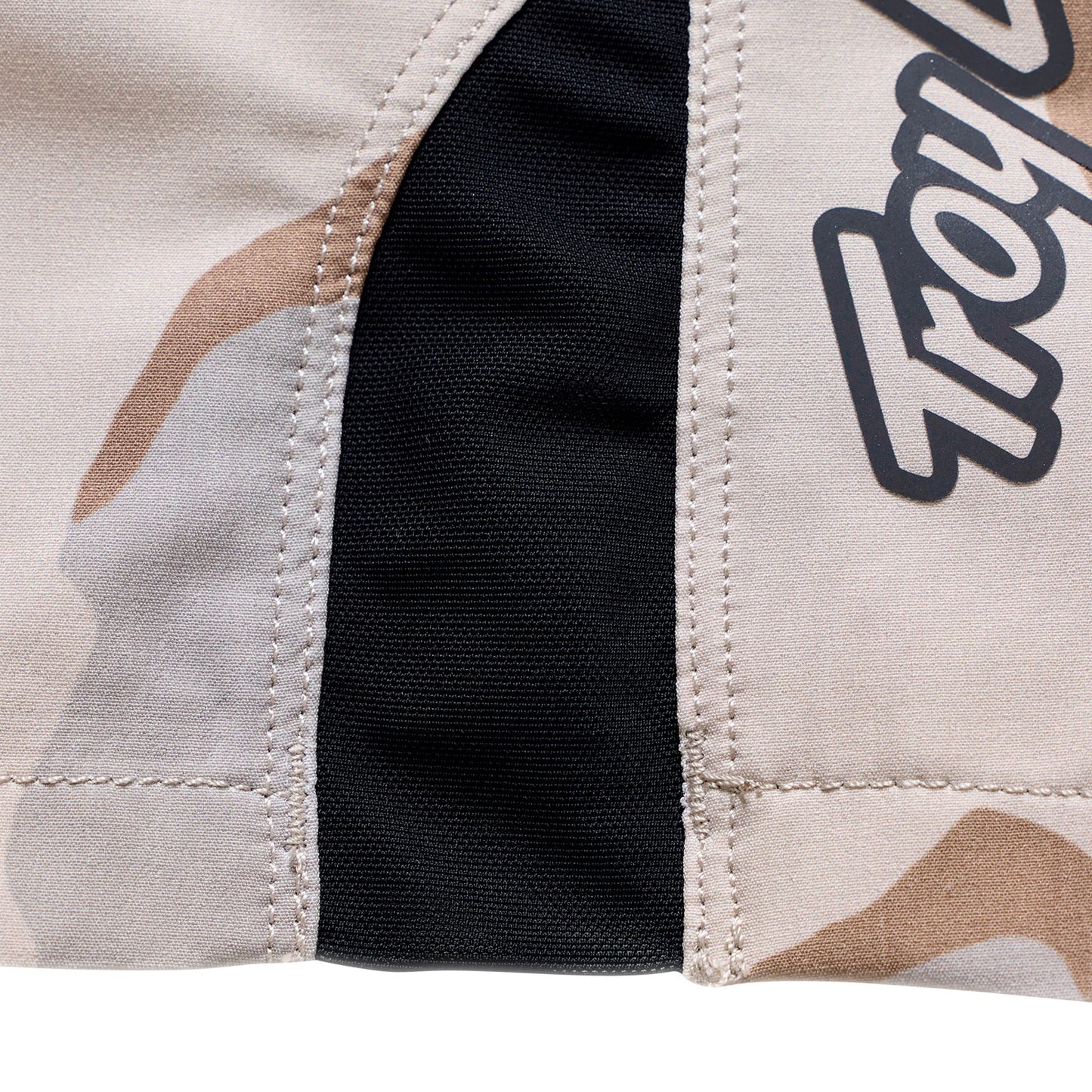 Skyline Pro Short Shell Flow Camo Pumice