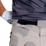 Skyline Pro Short Shell Flow Camo Pumice