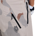 Skyline Pro Short Shell Flow Camo Pumice