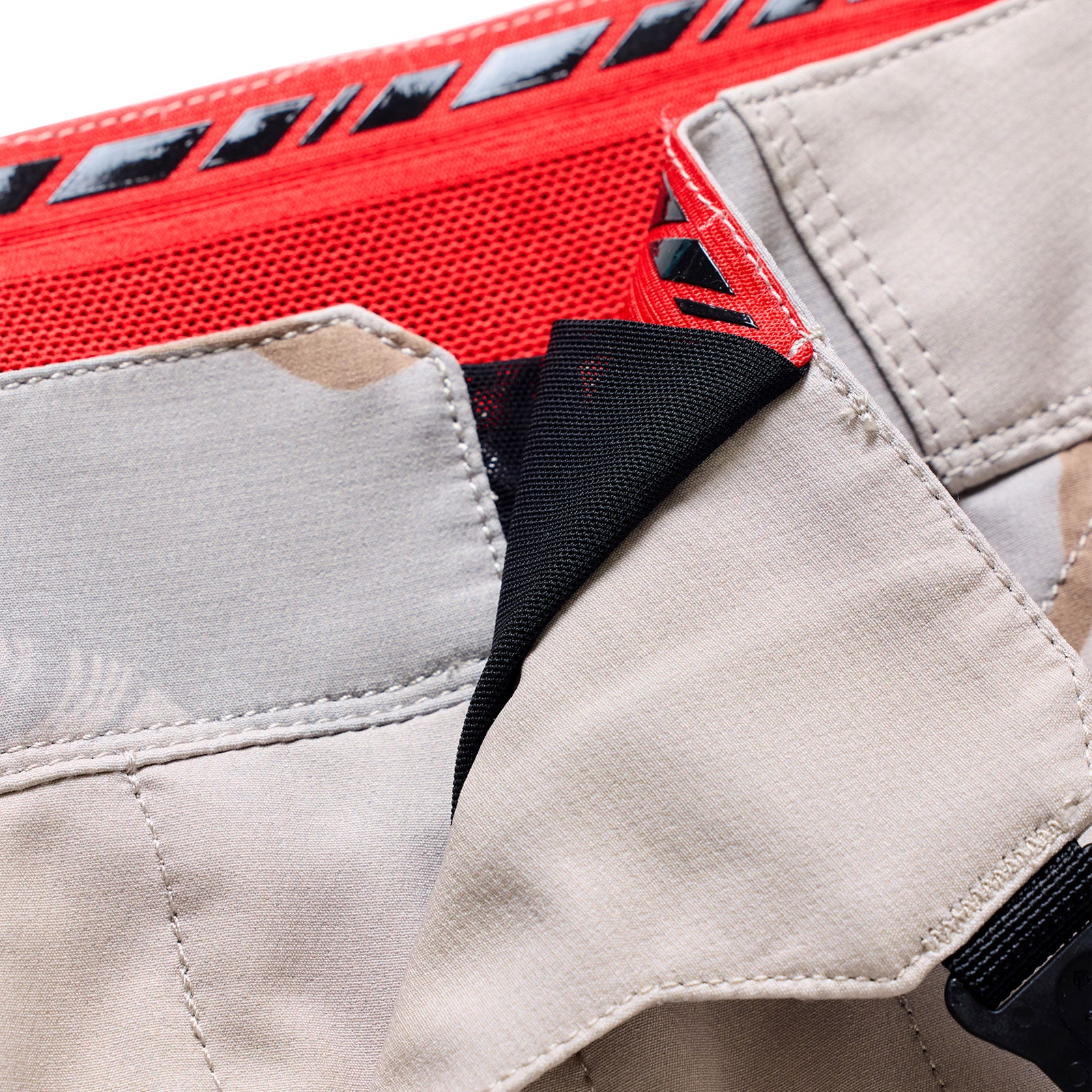 Skyline Pro Short X BN3TH Liner Flow Camo Pumice – Troy Lee Designs