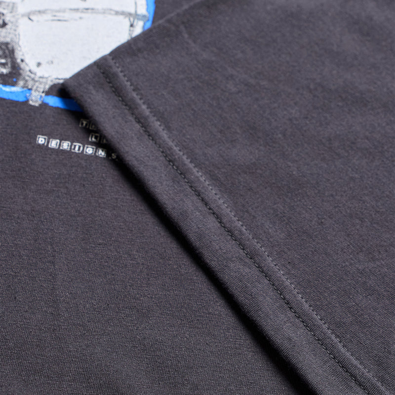 Short Sleeve Tee Portrait Carbon