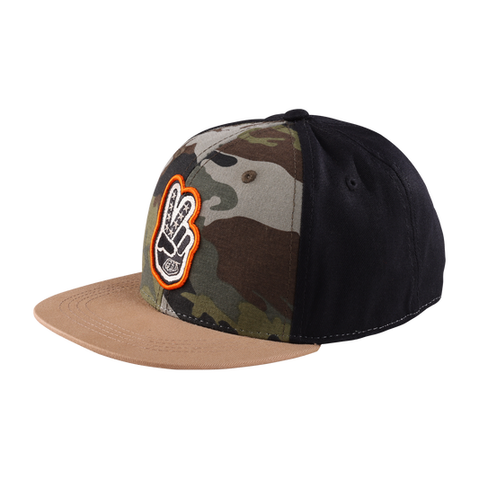 Youth Flat Bill Snapback Peace Out Black / Forest Camo