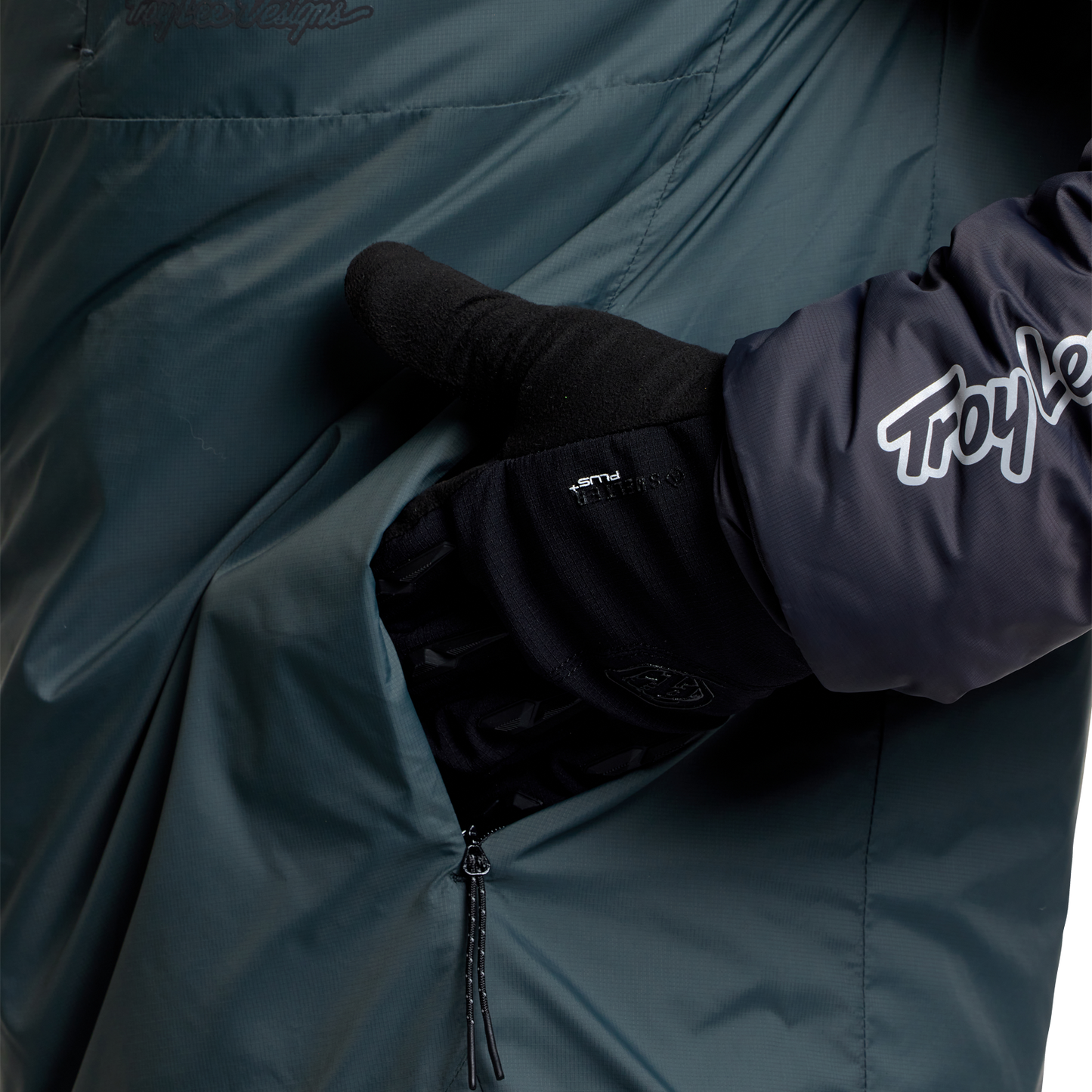 Skyline Chill Jacket Mono Dark Forest