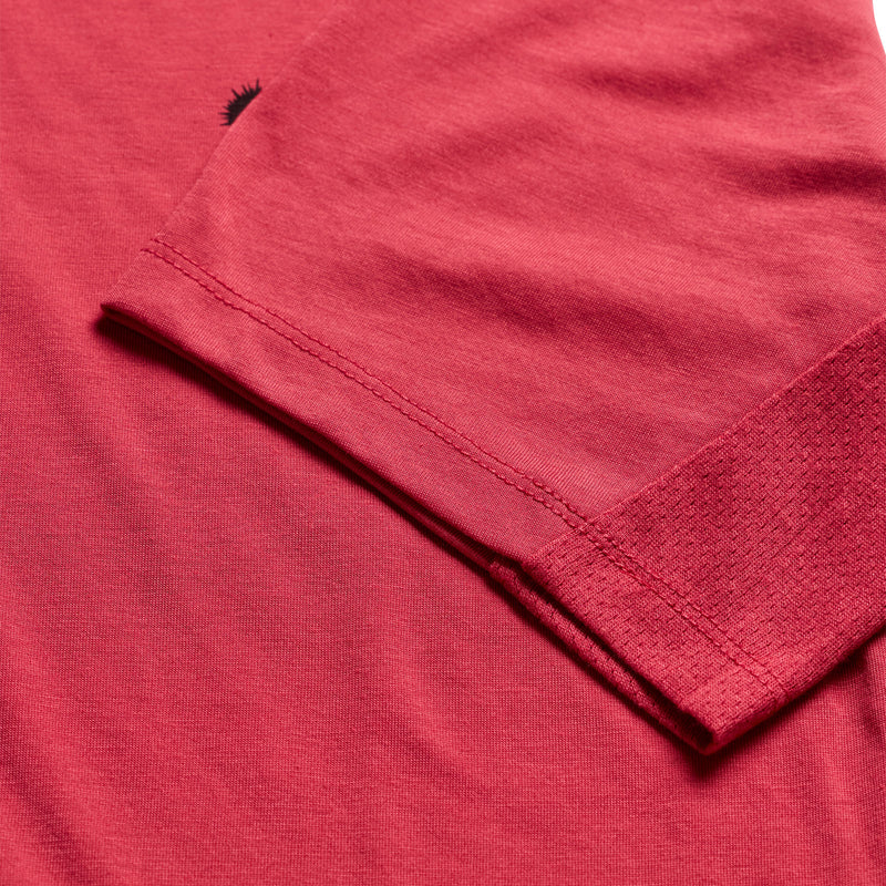 Skyline Ride SS Tee Feathered Ember Red