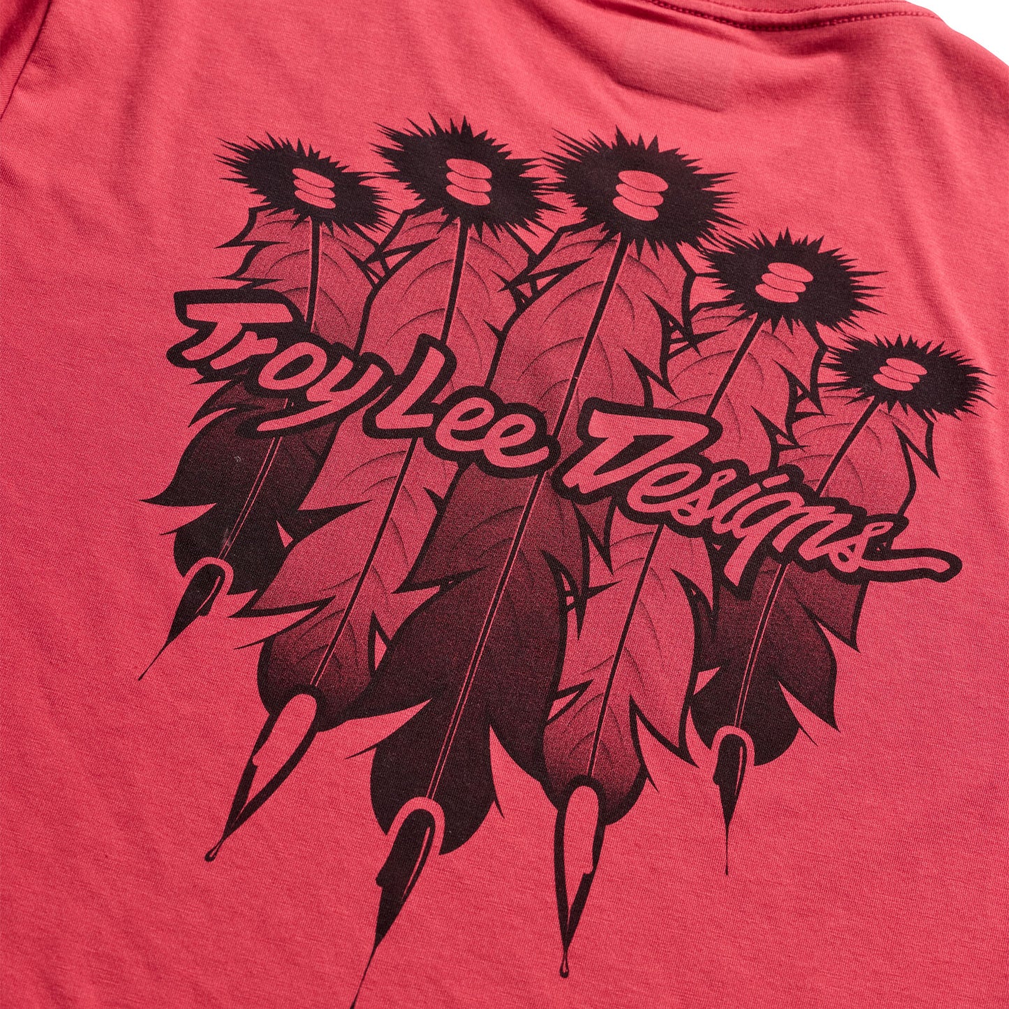 Skyline Ride SS Tee Feathered Ember Red
