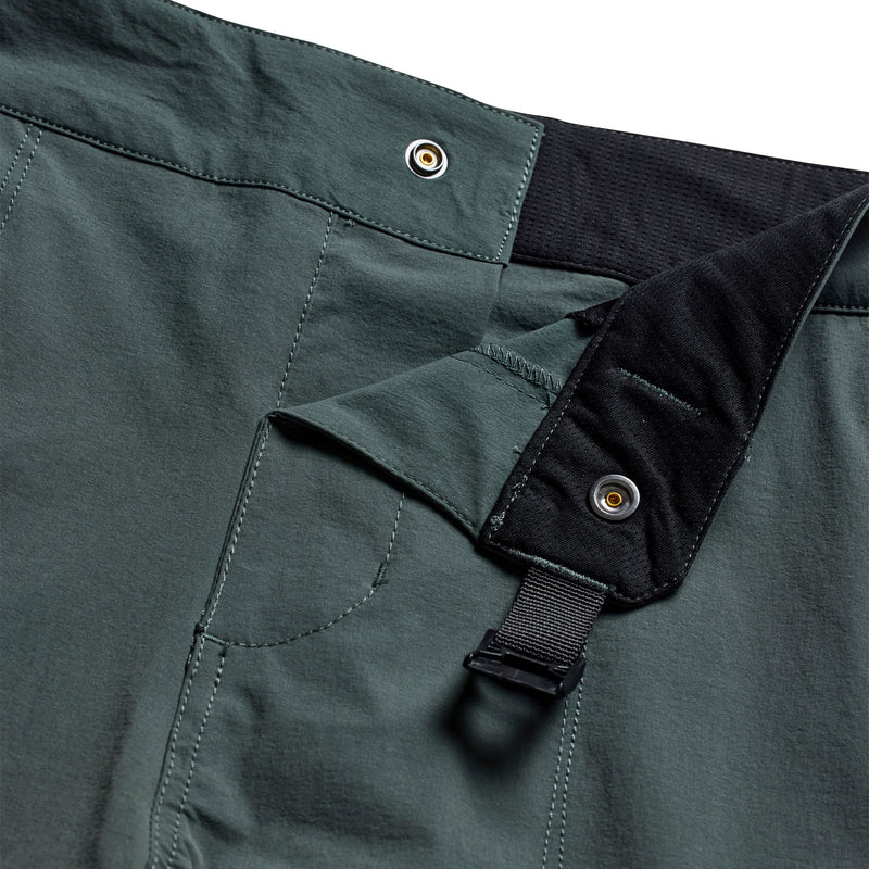Skyline Trail Short Shell Mono Dark Forest
