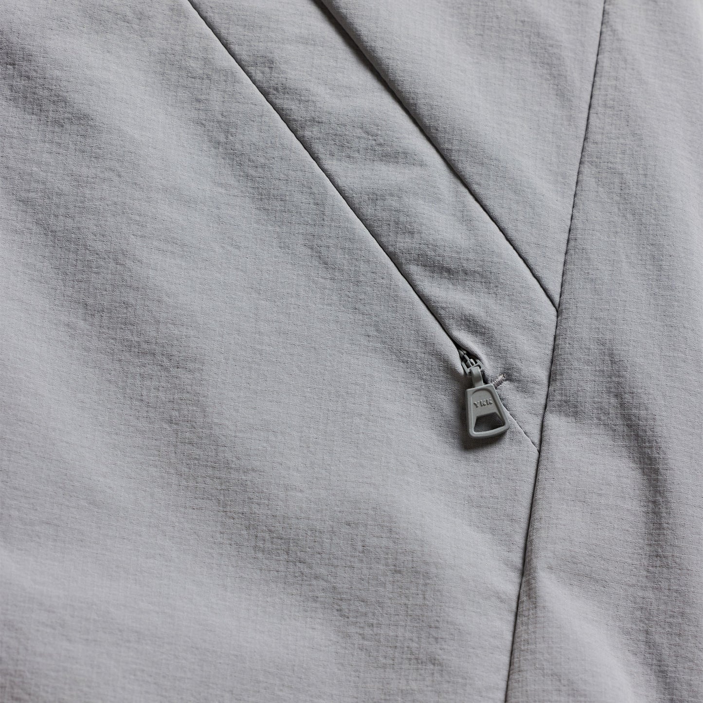 Stage Vest Mono Mid Gray
