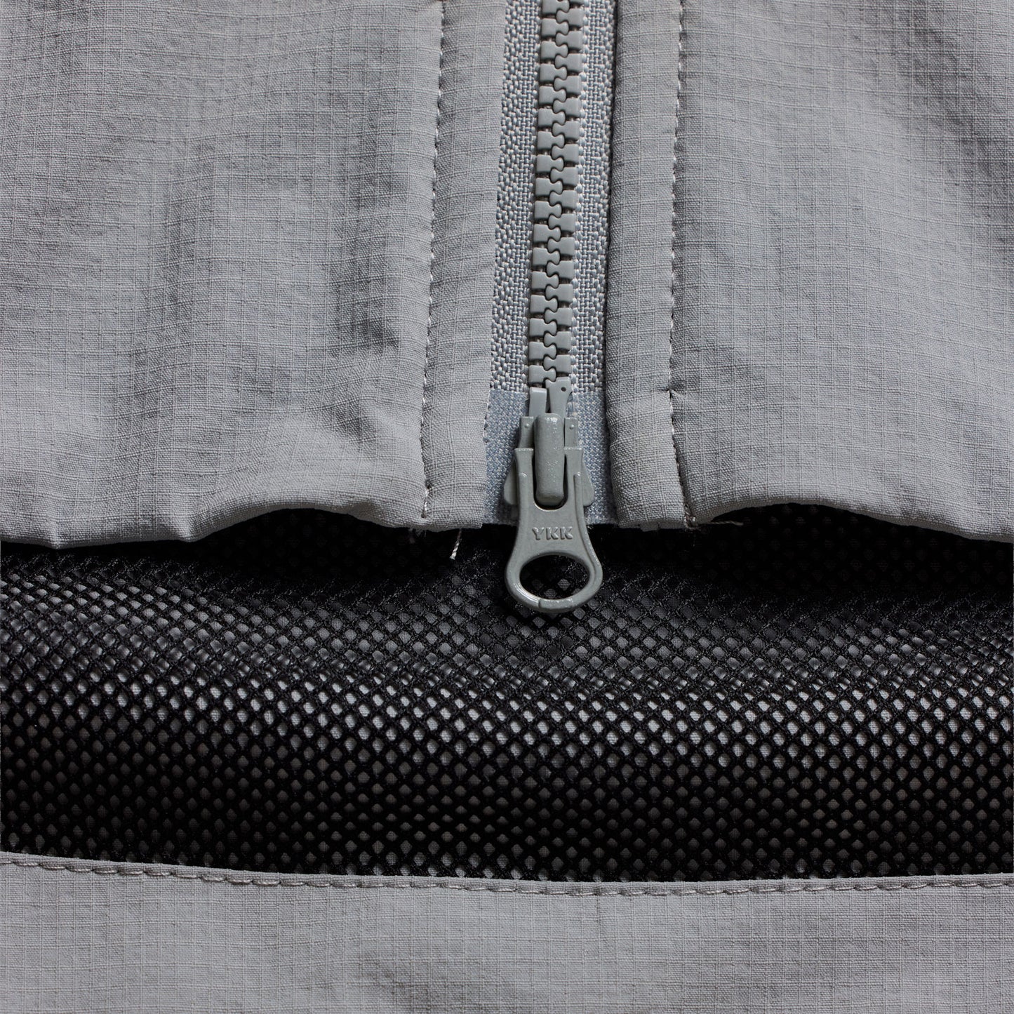 Stage Vest Mono Mid Gray