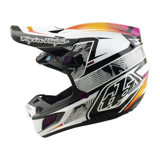 SE5 Composite Helmet Lined up Black