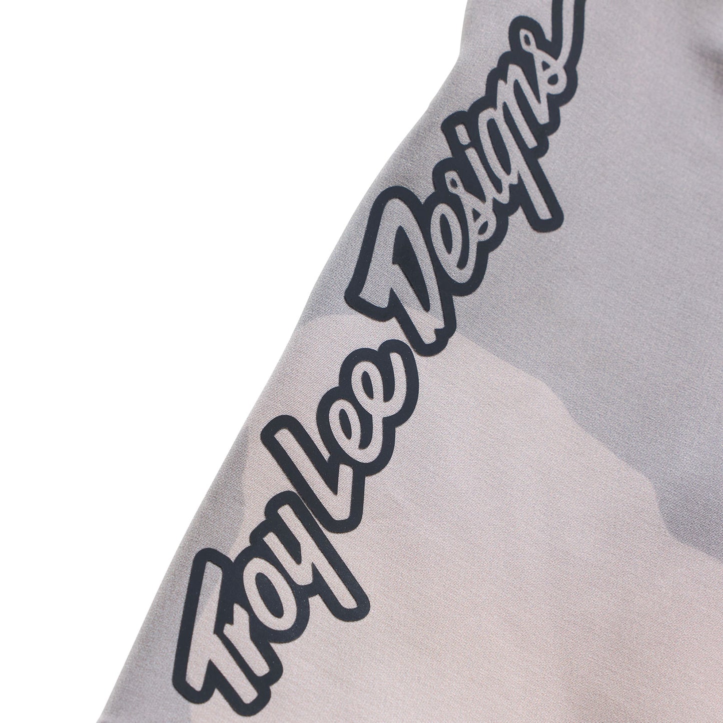 Womens Lilium Pro Short Shell Flow Camo Pumice