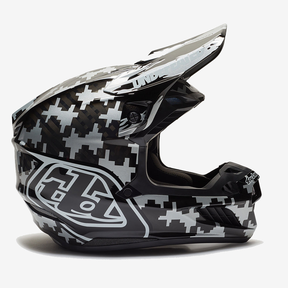 SE5 Carbon Helmet W/MIPS Undefeated X Troy Lee Designs Gold / Black