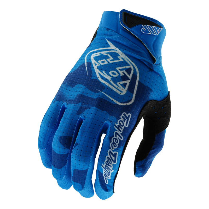 youth bicycle gloves Giro Bravo Jr Glove - for Kids glove has been specifically tailored for young riders hands and features optimized padding to reduce impact for better rides with mom and dad Giro Bravo Jr Glove Throwback