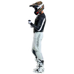 SE Pro Pant Solo Chalk