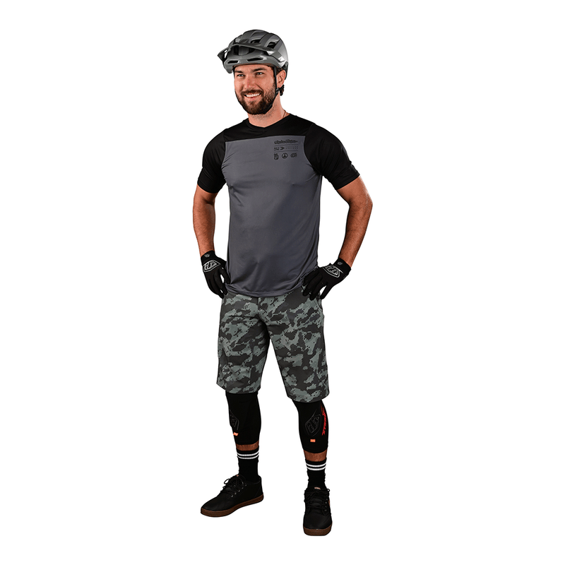 Skyline Short W/Liner Digi Camo Spruce